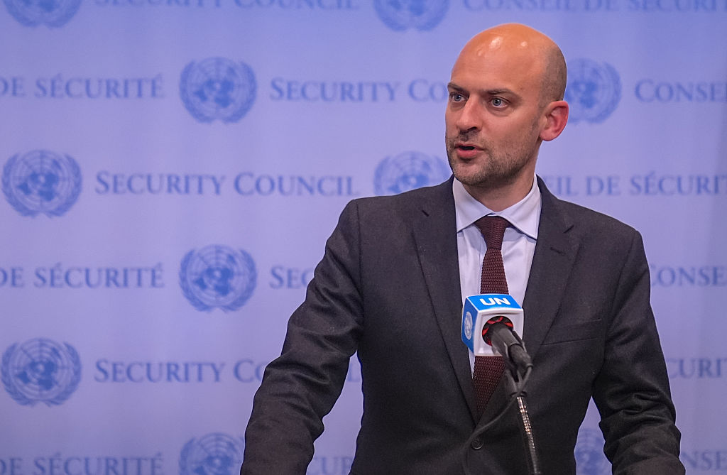 france-warns-iran-of-sanctions-over-nuclear-deal-delay
