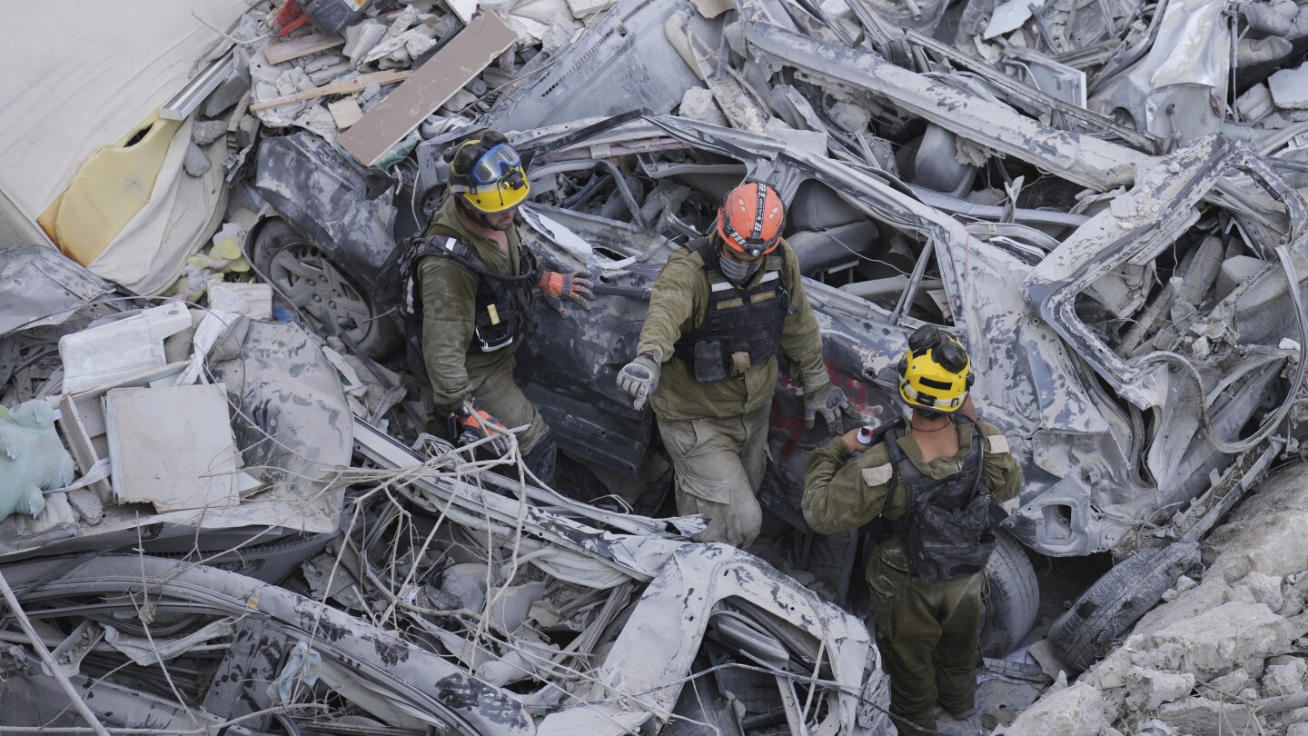 iran-israel-airstrike-224-killed-majority-civilians