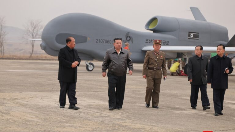 2025-03-27T021812Z_1218255461_RC29LDAFOEZR_RTRMADP_3_NORTHKOREA-DRONES-1743042134